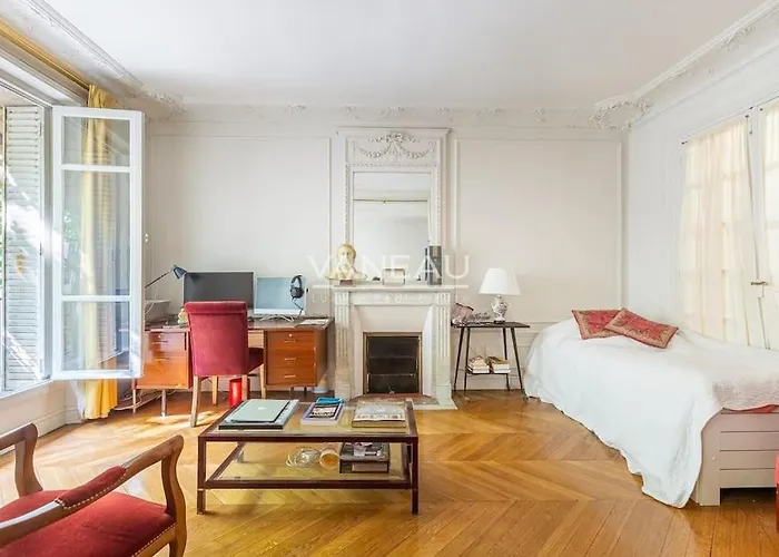 Superb Parisian Apartment